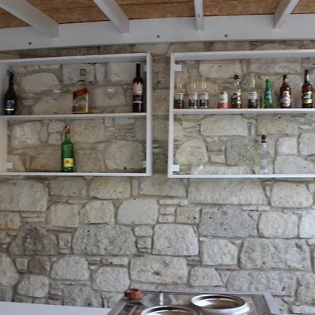 فندق مبيت وإفطار Mina 2*